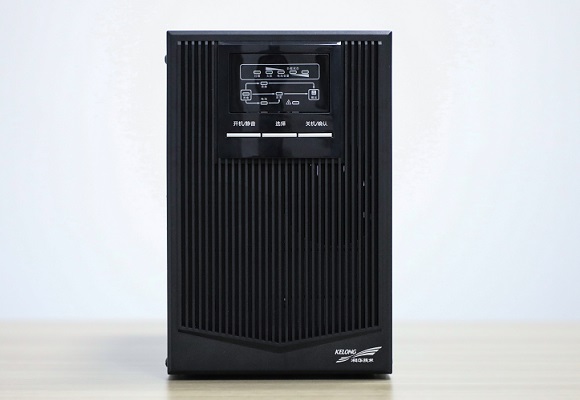 新利18UPS YTR11系列（1-10KVA）立式